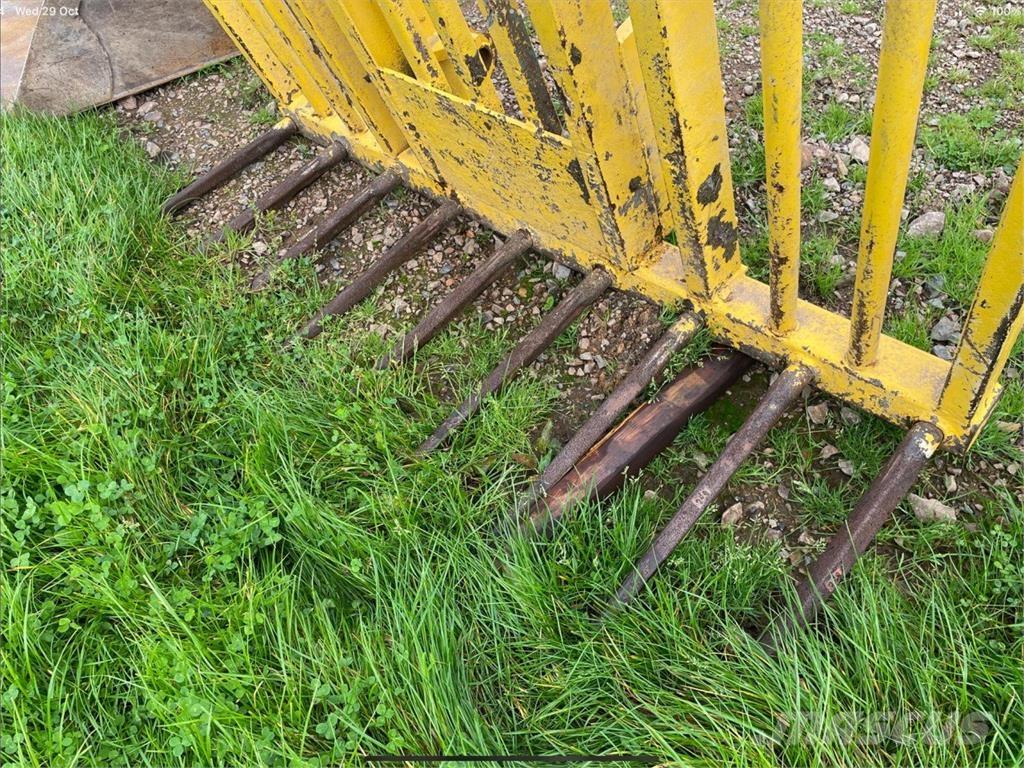  Misc. MUCK FORK Muud põllumajandusmasinad