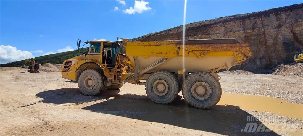 Volvo A35D Liigendraamiga pinnaseveokid