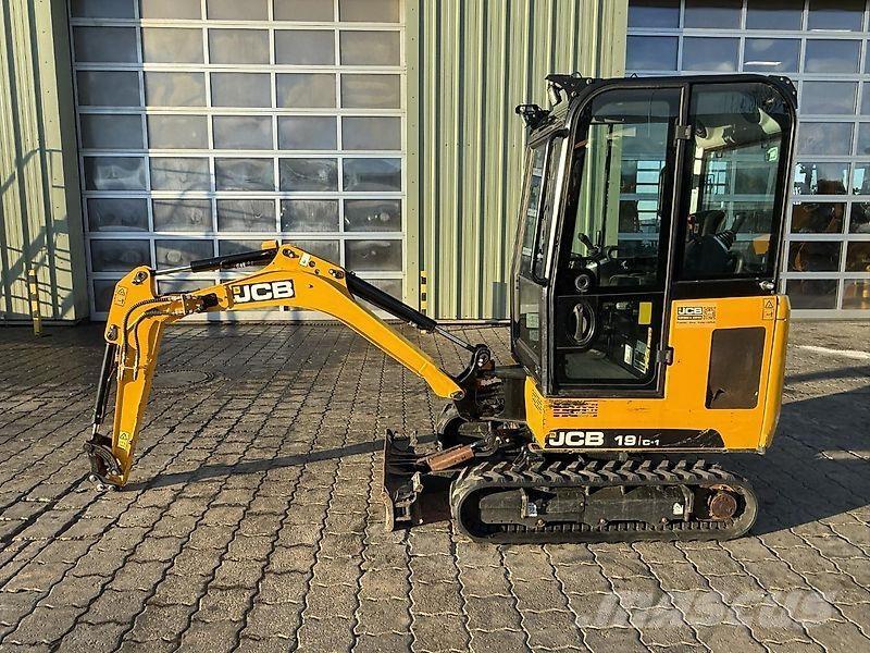 JCB 19C-1 Roomikekskavaatorid