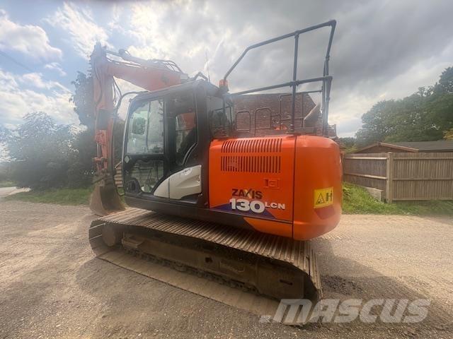 Hitachi ZX130-6 Roomikekskavaatorid