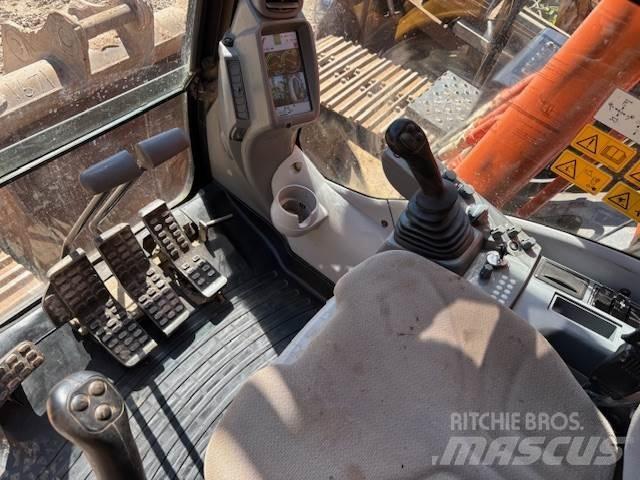Hitachi ZX210-6 Roomikekskavaatorid
