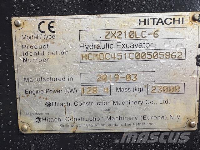 Hitachi ZX210LC-6 Roomikekskavaatorid