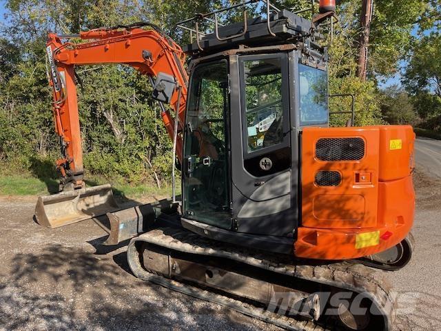 Hitachi ZX85USB-5A Väikeekskavaatorid 7t-12t
