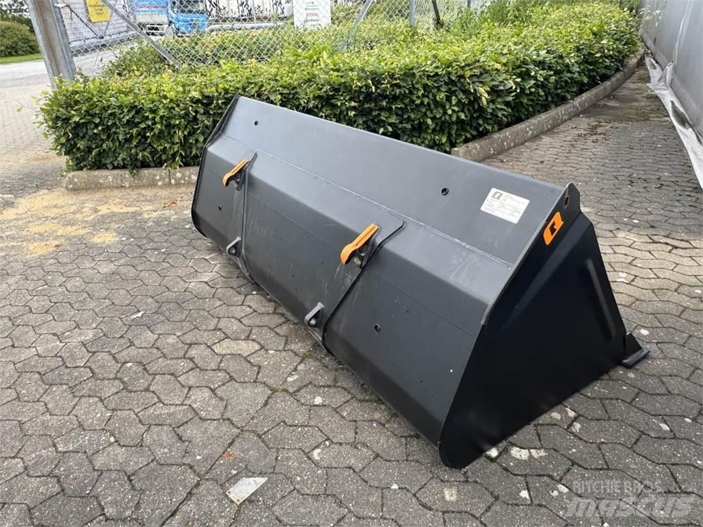 Ålö VL 225 SKOVL Frontaallaadurid ja ekskavaatorid