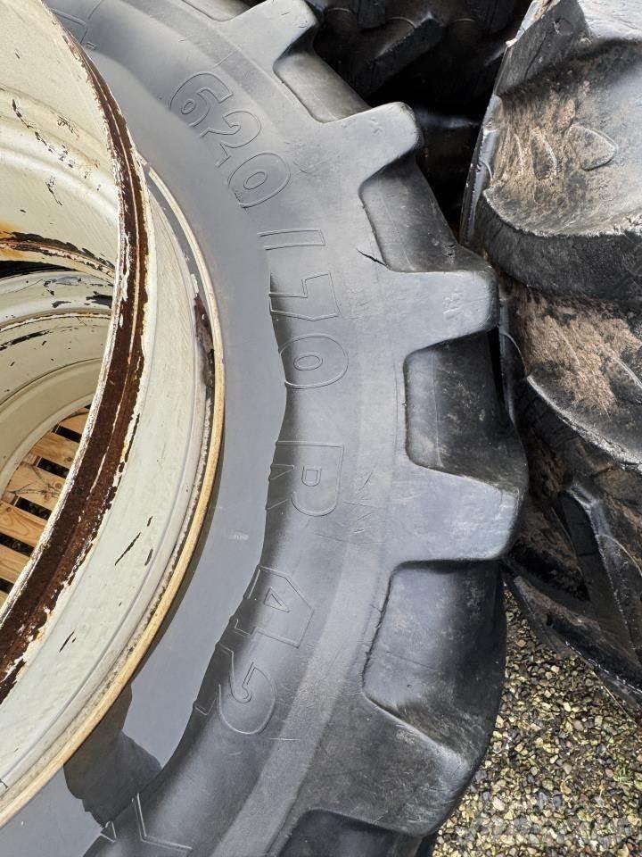 AP 620/70X42 Rehvid, rattad ja veljed