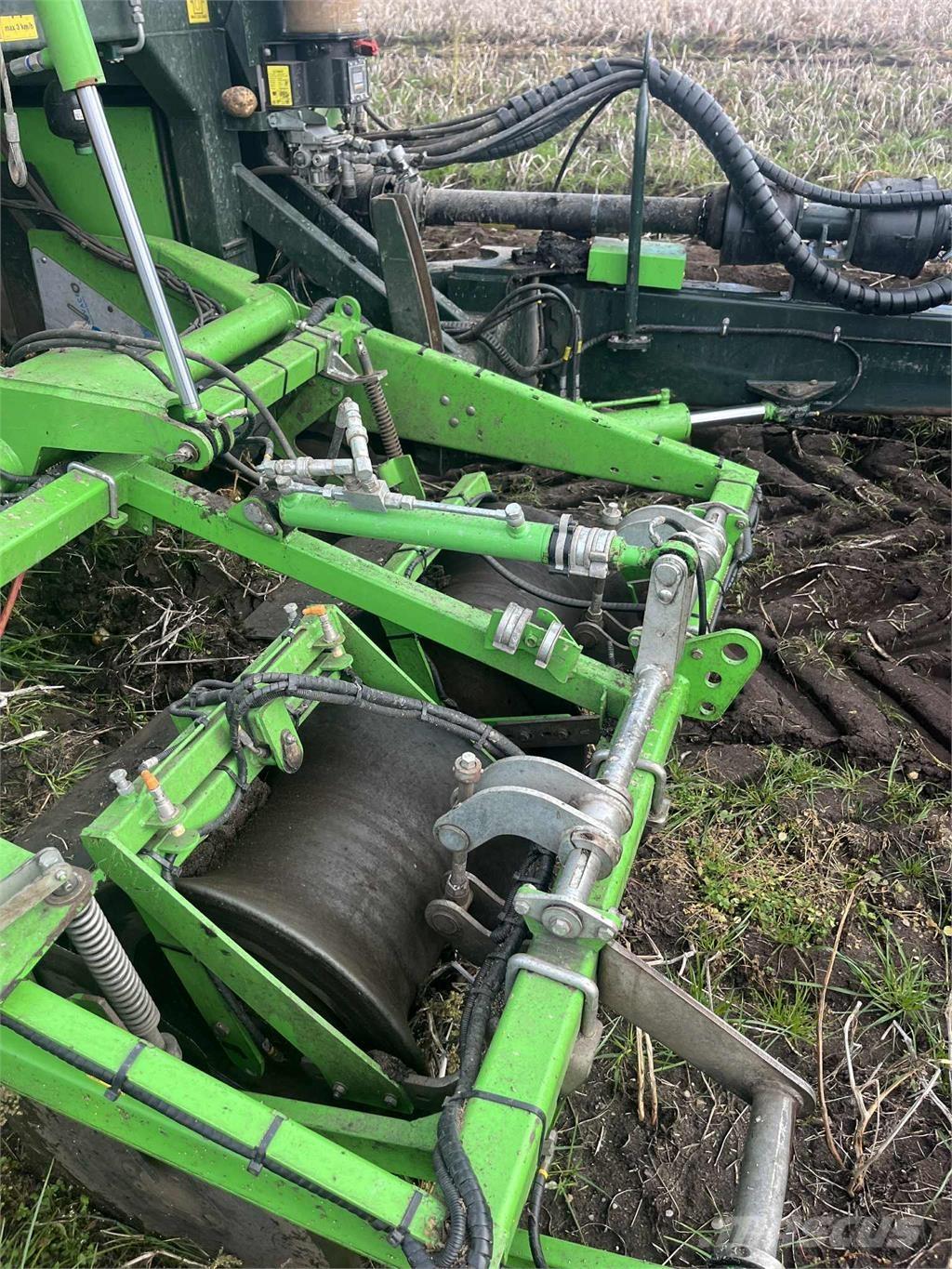 AVR 9200 CR Kartulikombainid ja kaevajad