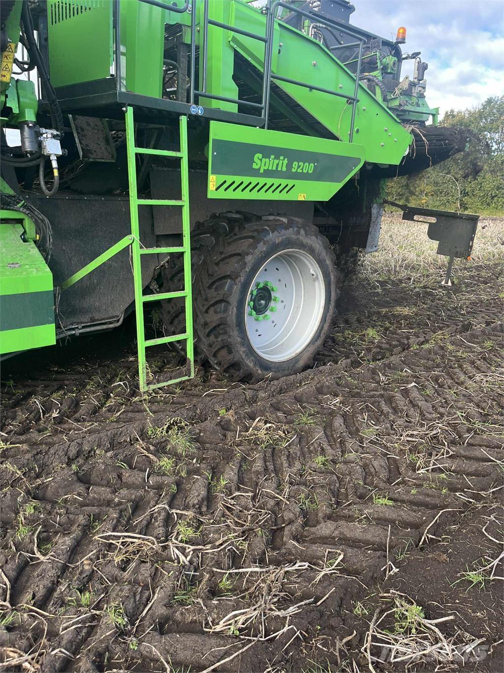AVR 9200 CR Kartulikombainid ja kaevajad