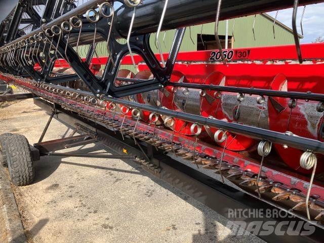 Case IH 8010 Teraviljakombainid