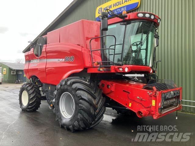 Case IH 8010 Teraviljakombainid