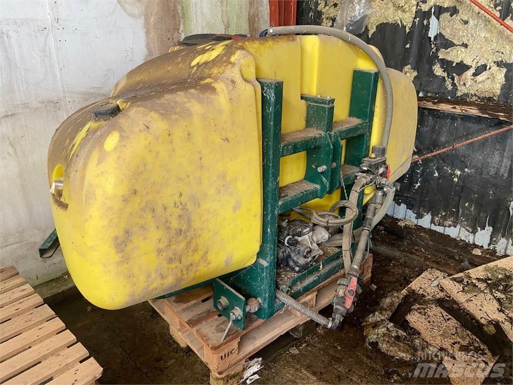 Danfoil 1500 L Mahutid