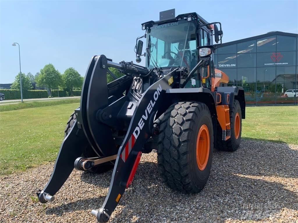 Develon DL250-7 Rataslaadurid