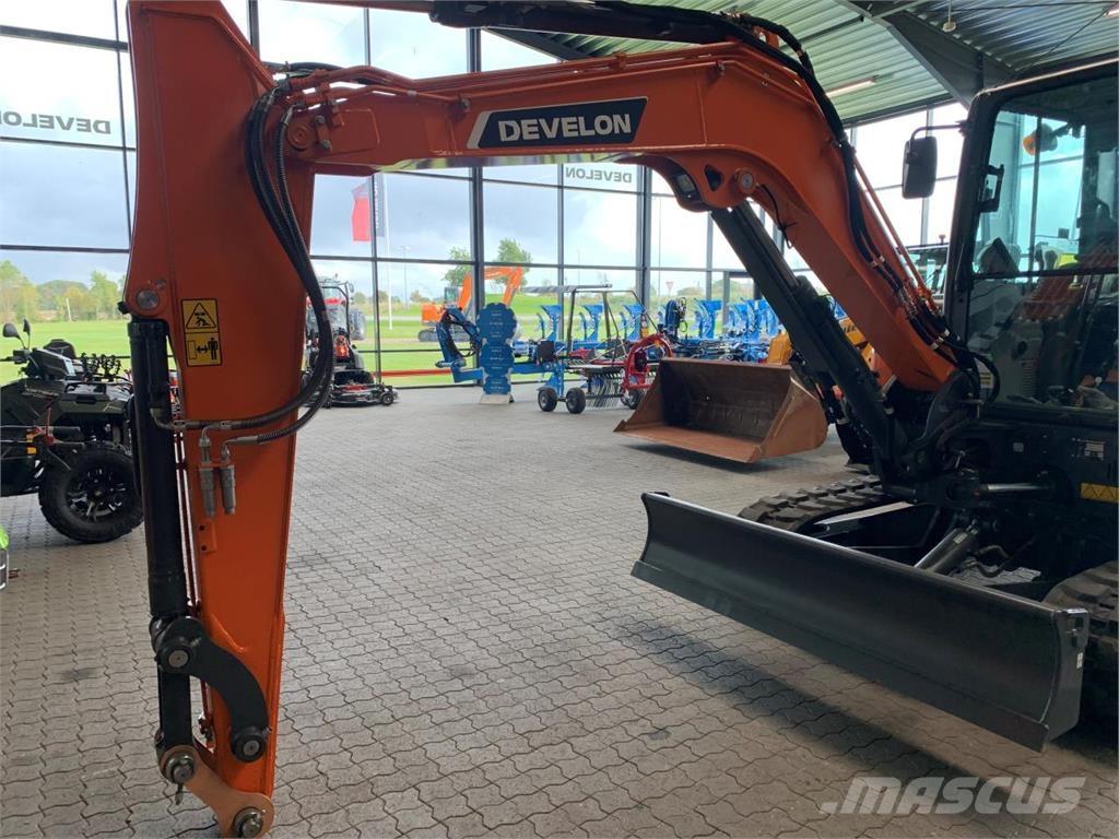 Develon DX63-7 Roomikekskavaatorid
