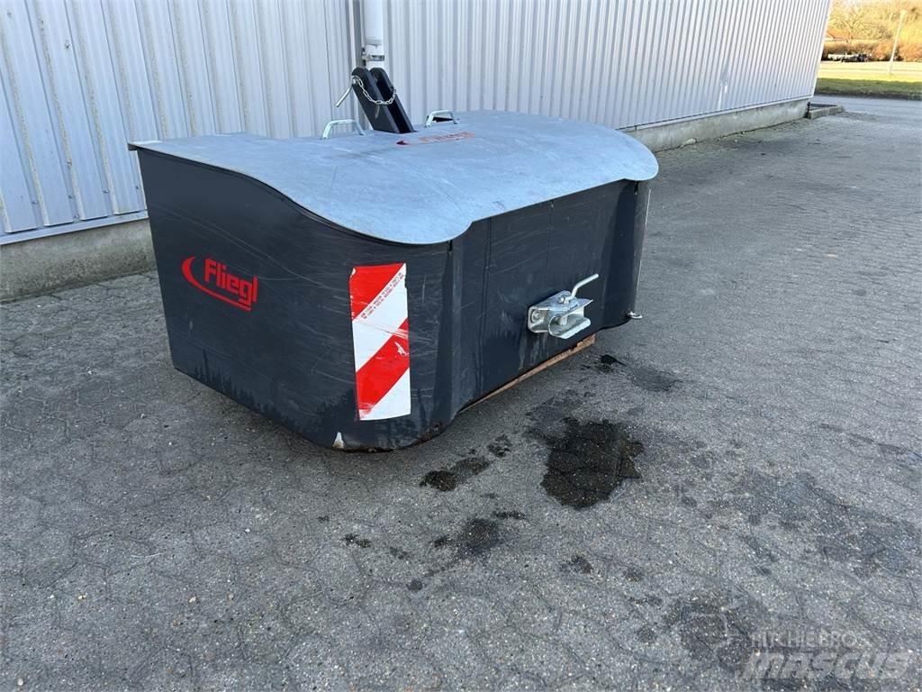 Fliegl FGW20 Esiraskused