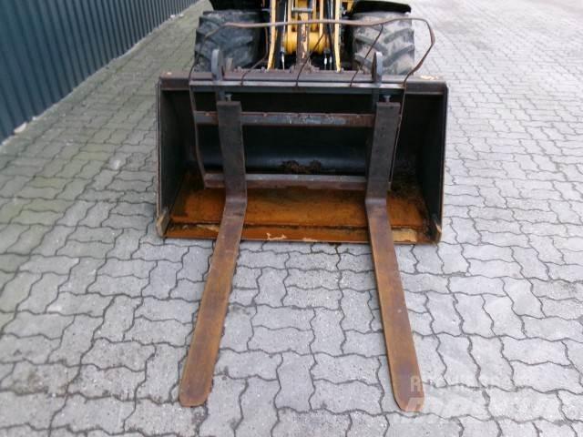 Gehl 340 Väikelaadurid