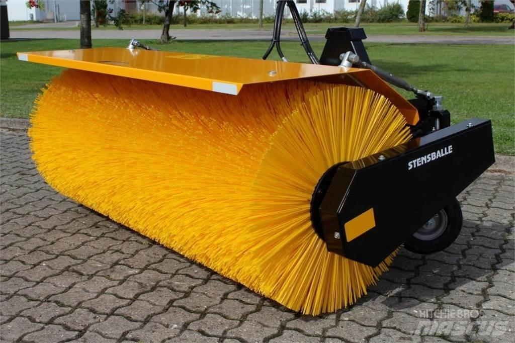 GMR FF 1500 MA Tänavapuhastusmasinad