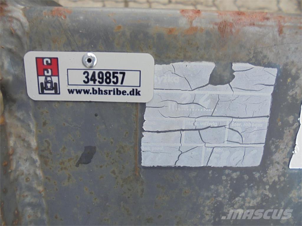 Hauer 2,4 M Muud traktoritarvikud