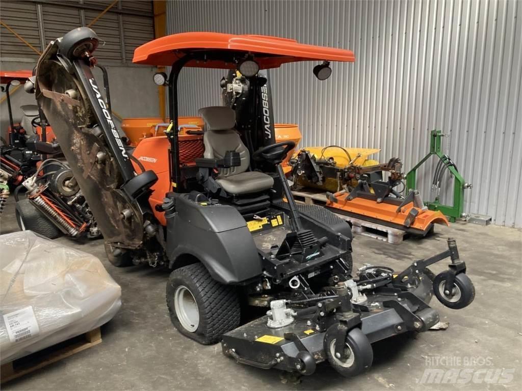 Jacobsen HR700 Niidukid