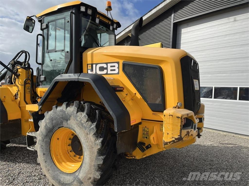 JCB 427 HT Rataslaadurid