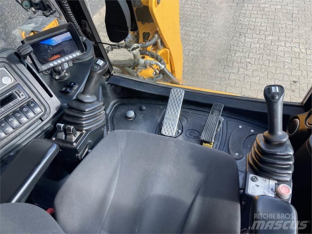 JCB 4CX Ekskavaatorlaadurid