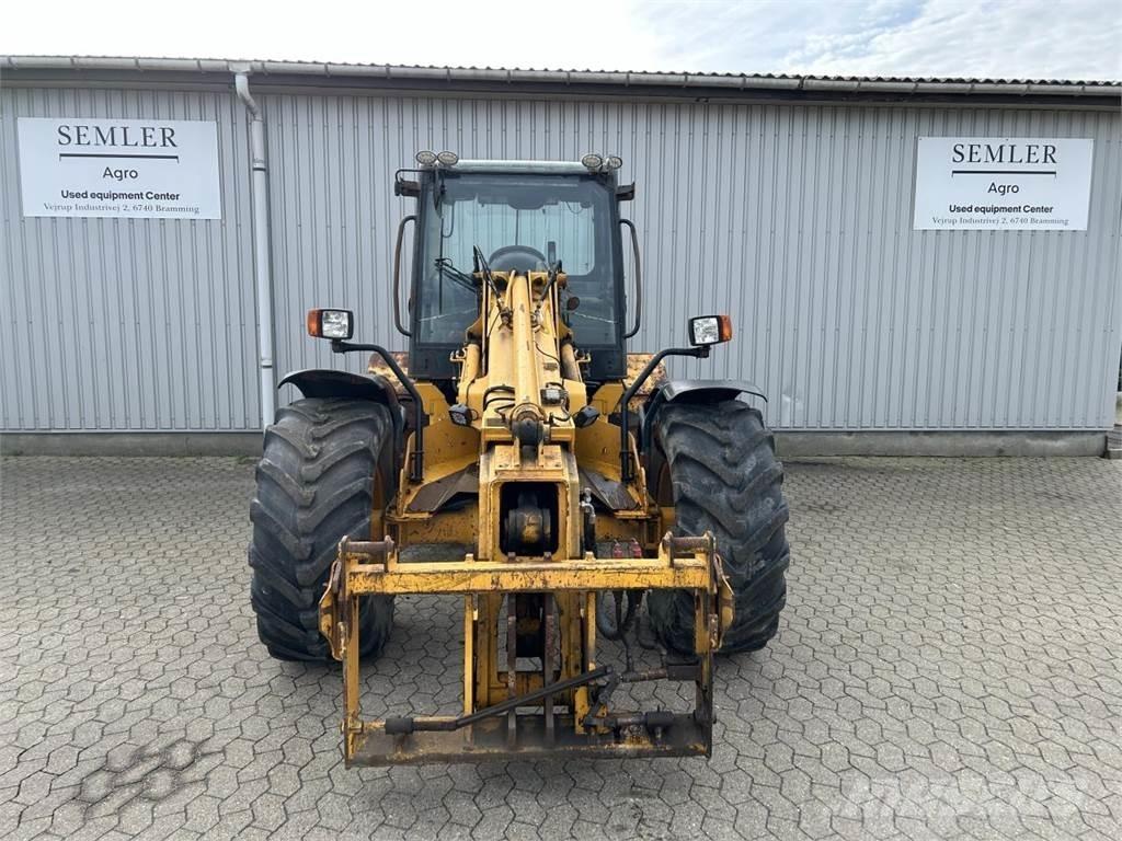 JCB TM 300 52 Väikelaadurid
