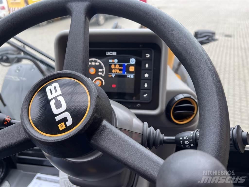 JCB TM320 Rataslaadurid