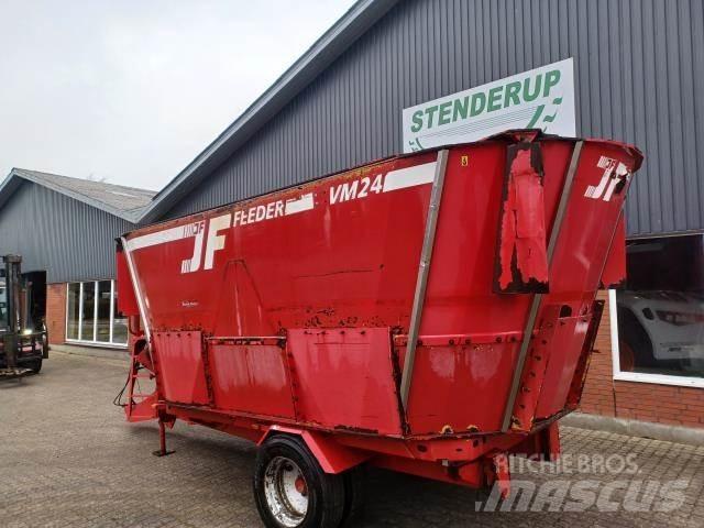 JF VM 24 Loomasööda vagunid
