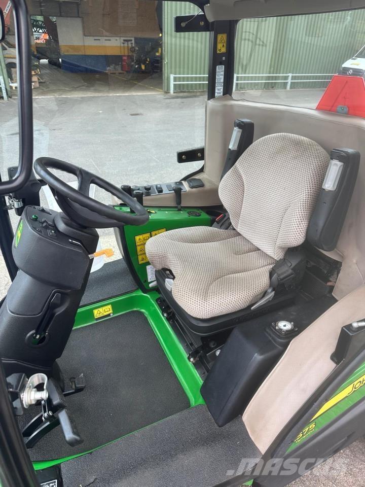 John Deere 1575 Kompakttraktorid