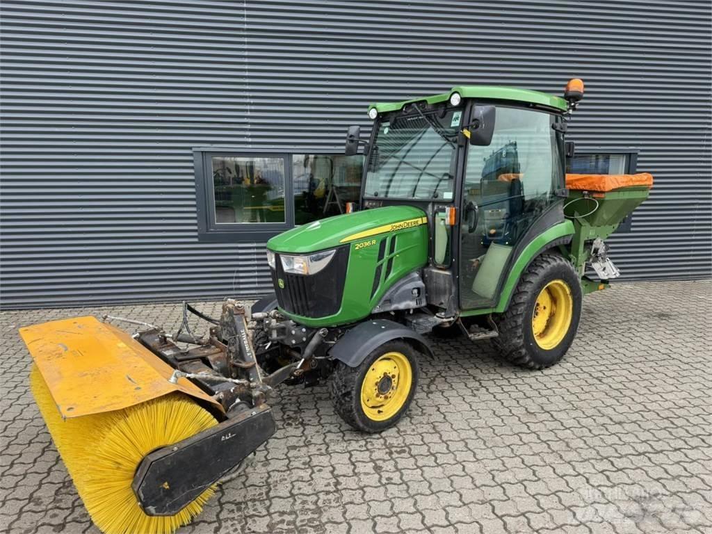 John Deere 2036R Kompakttraktorid