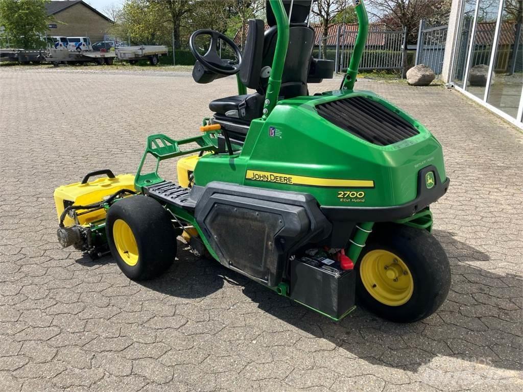 John Deere 2700 Fairway niidukid