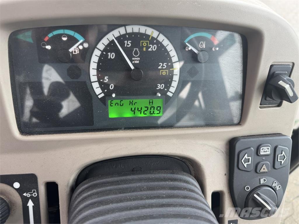 John Deere 3045R Kompakttraktorid