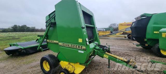 John Deere 590 Ruloonpressid