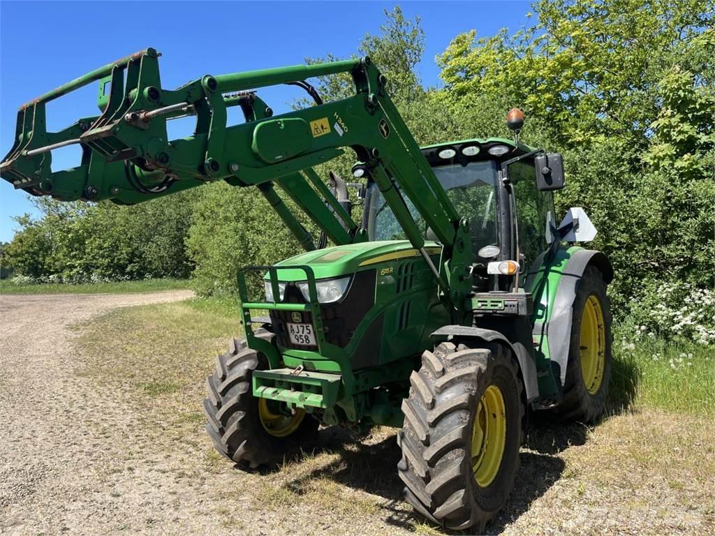 John Deere 6115 R Traktorid
