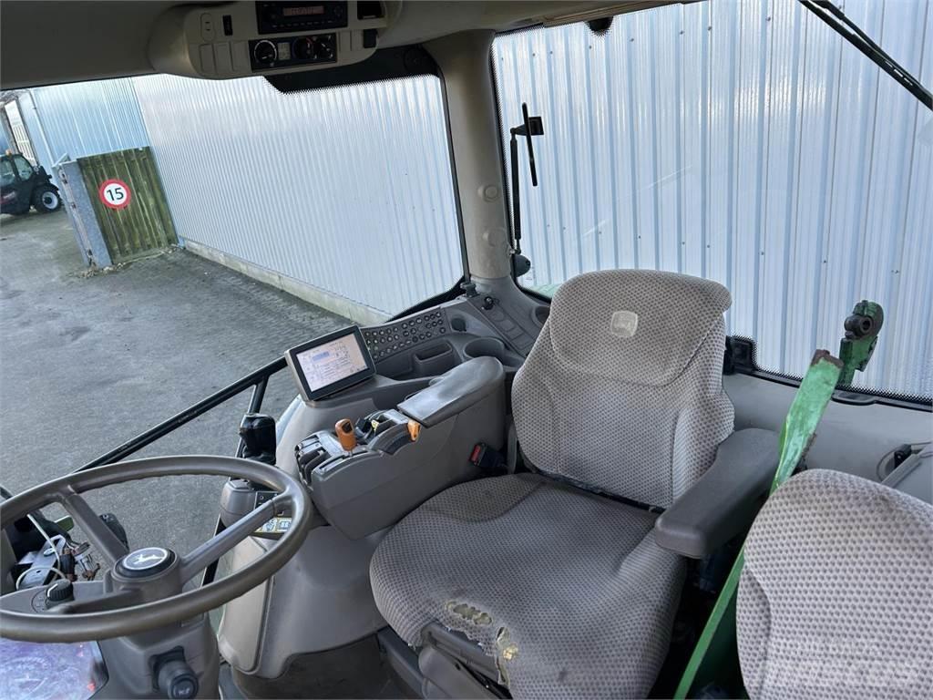 John Deere 6125R Traktorid