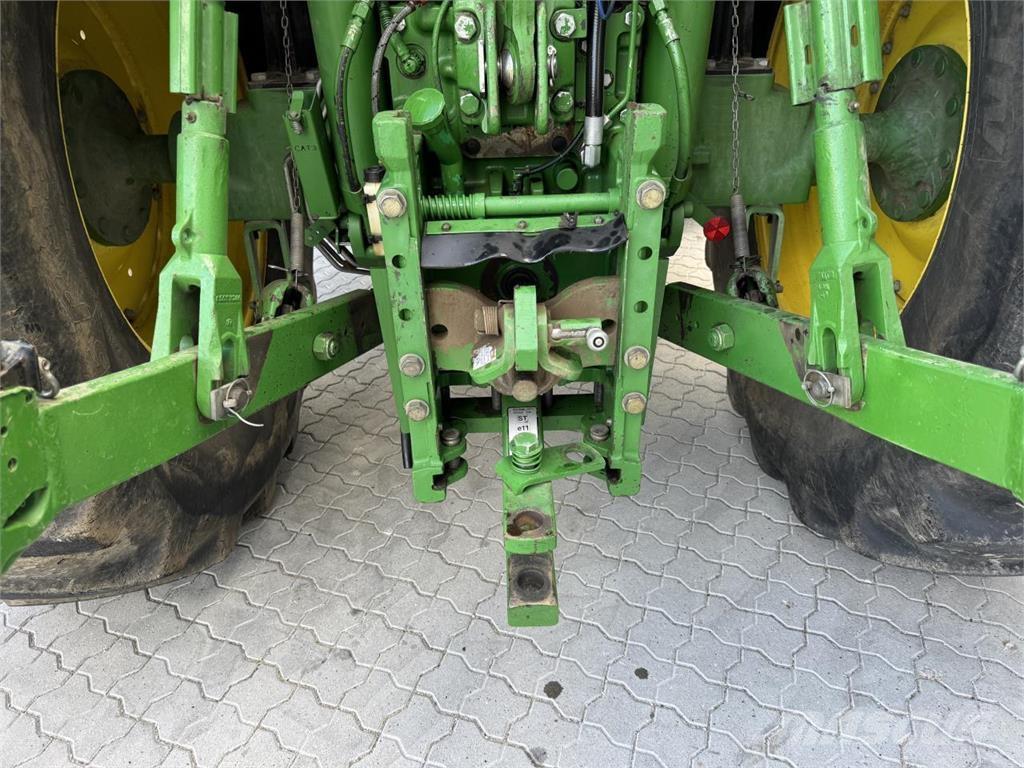 John Deere 6210R Traktorid