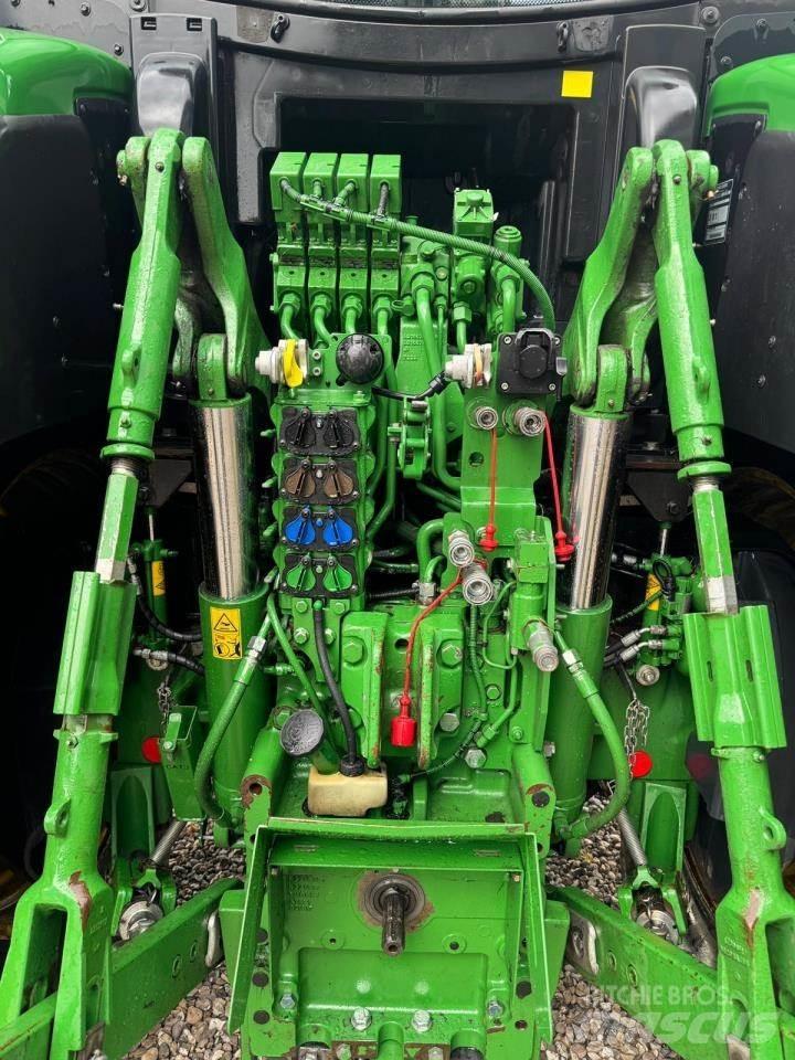 John Deere 6250R Traktorid