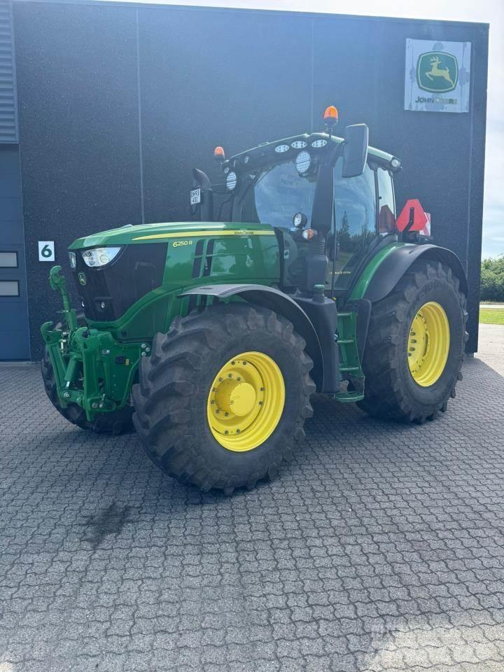 John Deere 6250R Traktorid