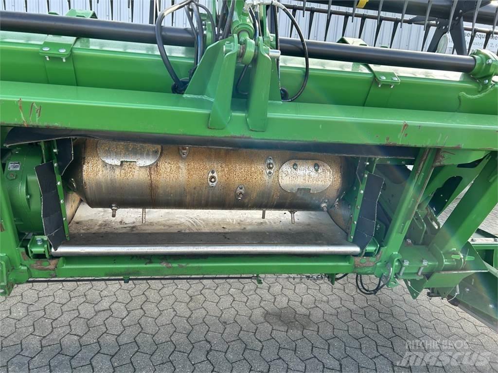 John Deere 740D Kombainide heedrid