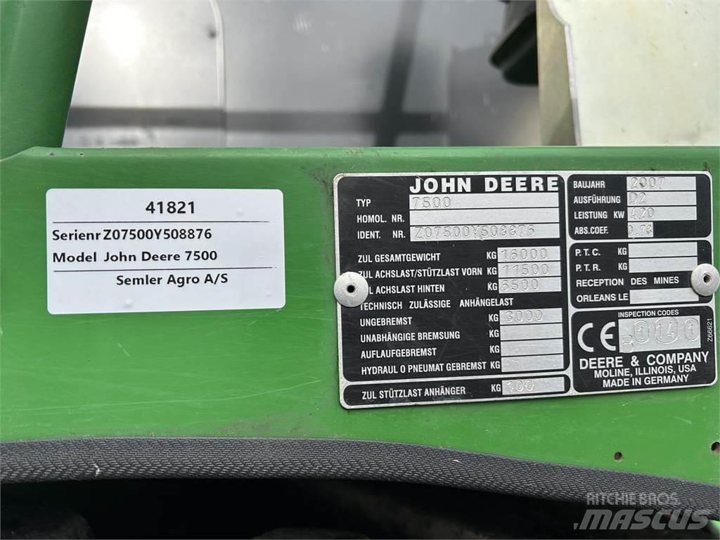 John Deere 7500 Silokombainid