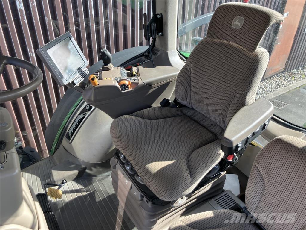 John Deere 8320R Traktorid