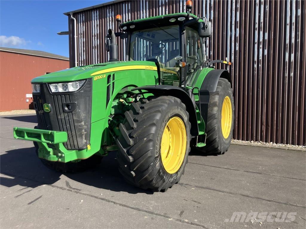 John Deere 8320R Traktorid