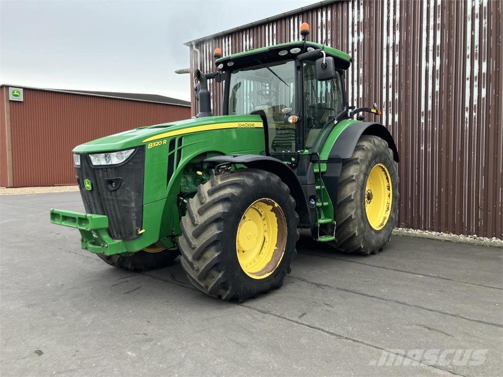 John Deere 8320R Traktorid