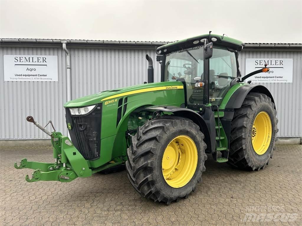 John Deere 8345R Traktorid