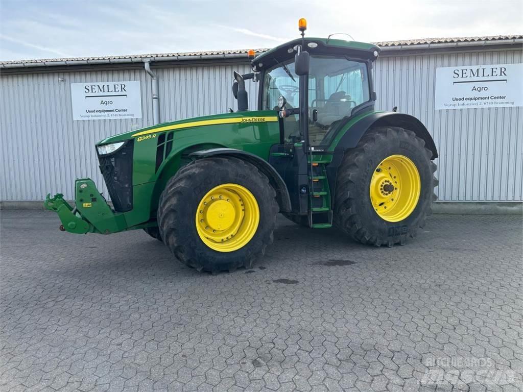 John Deere 8345R Traktorid