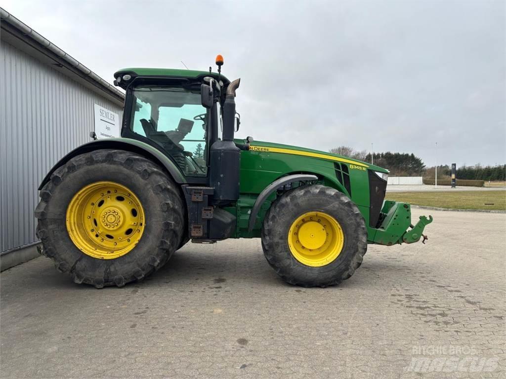 John Deere 8345R Traktorid