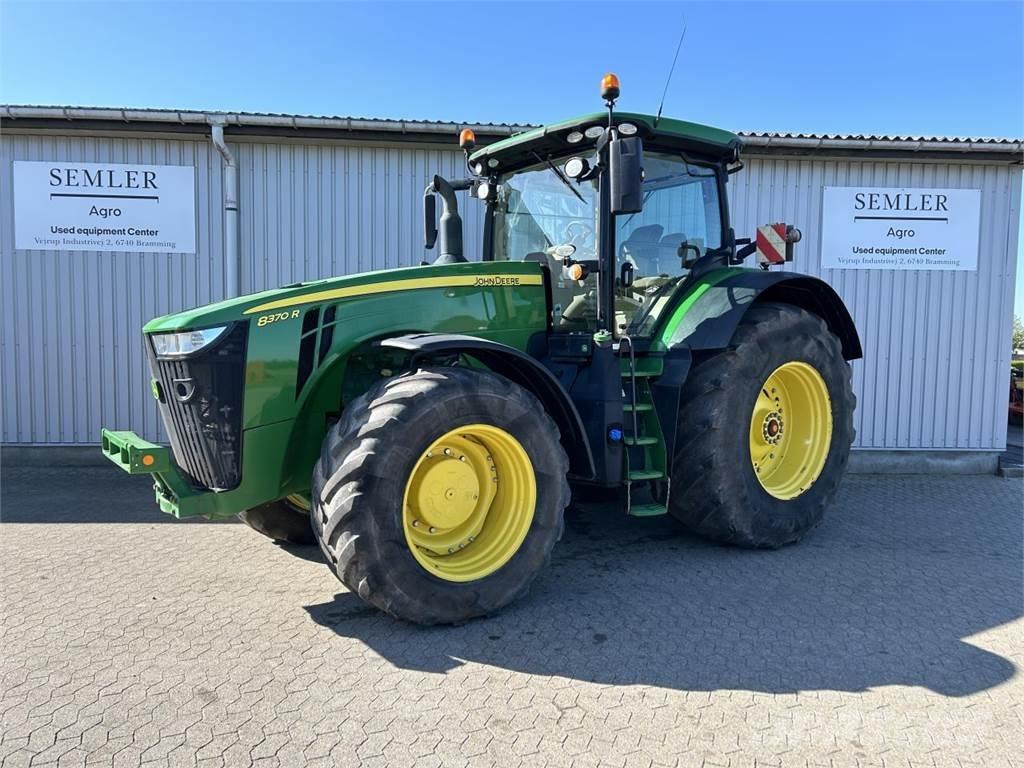 John Deere 8370R Traktorid