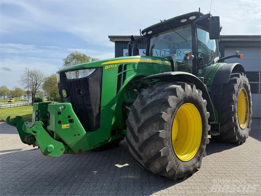 John Deere 8370R Traktorid