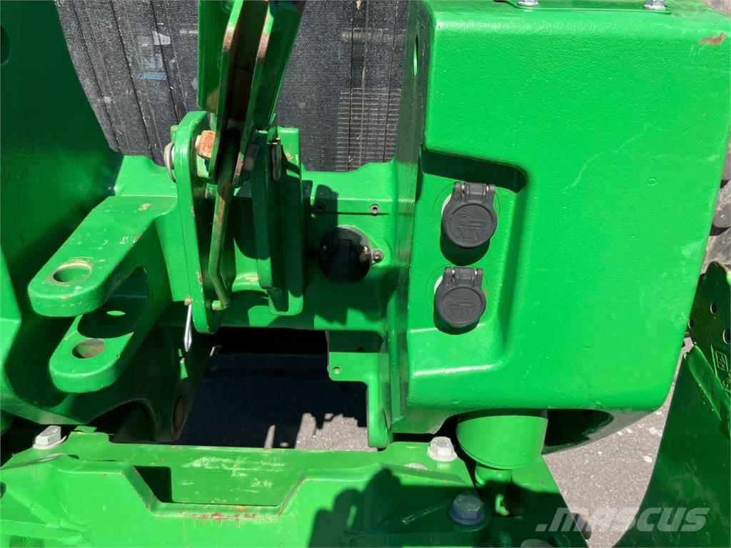 John Deere 8400R Traktorid