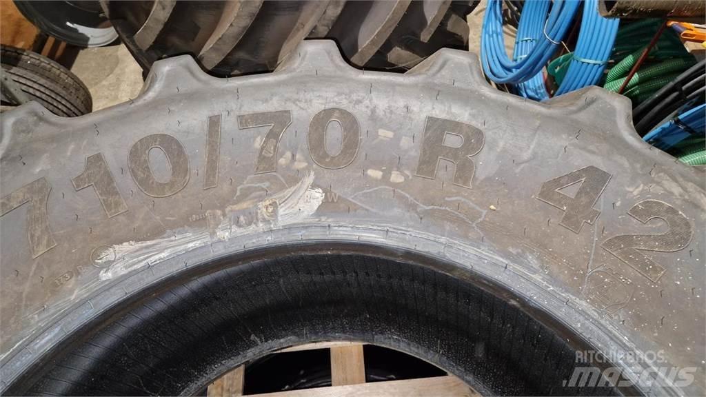 Mitas 710/70R42 Rehvid, rattad ja veljed