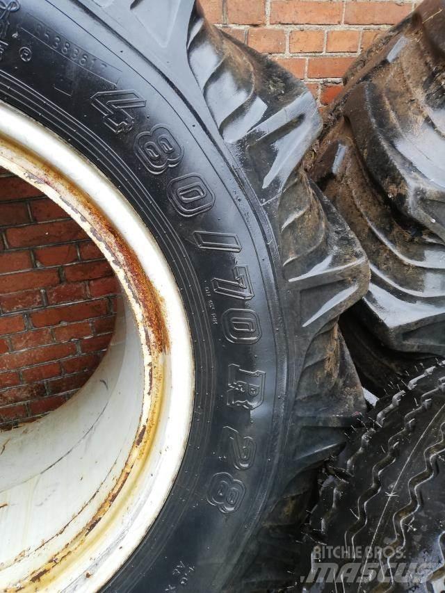 NDI 480/70R28 Rehvid, rattad ja veljed