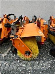 Nesbo HF1600S Tänavapuhastusmasinad